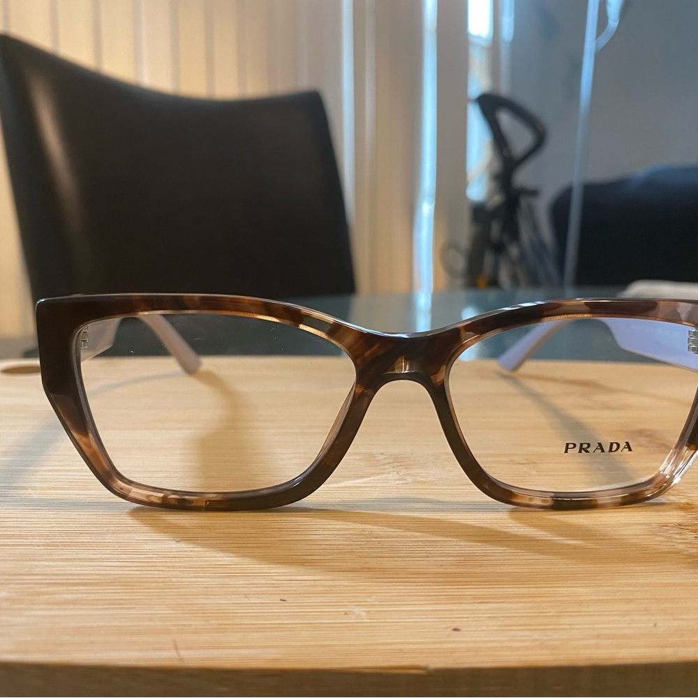 Brand New Prada Women's Tortoise Shell Glasses